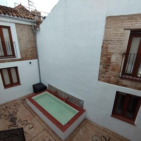 Apartamentos Miguel De Cervantes Centro กอร์โดบา ภายนอก รูปภาพ