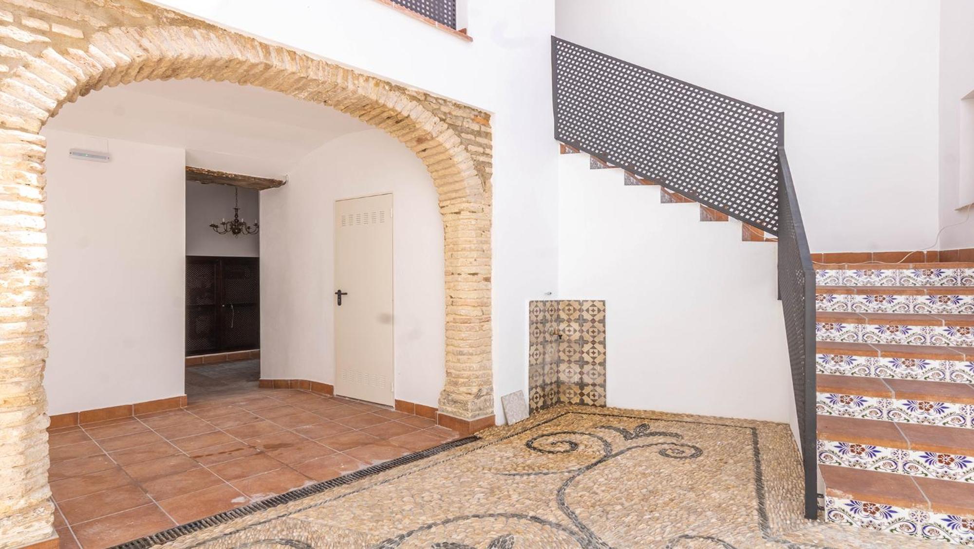Apartamentos Miguel De Cervantes Centro กอร์โดบา ภายนอก รูปภาพ