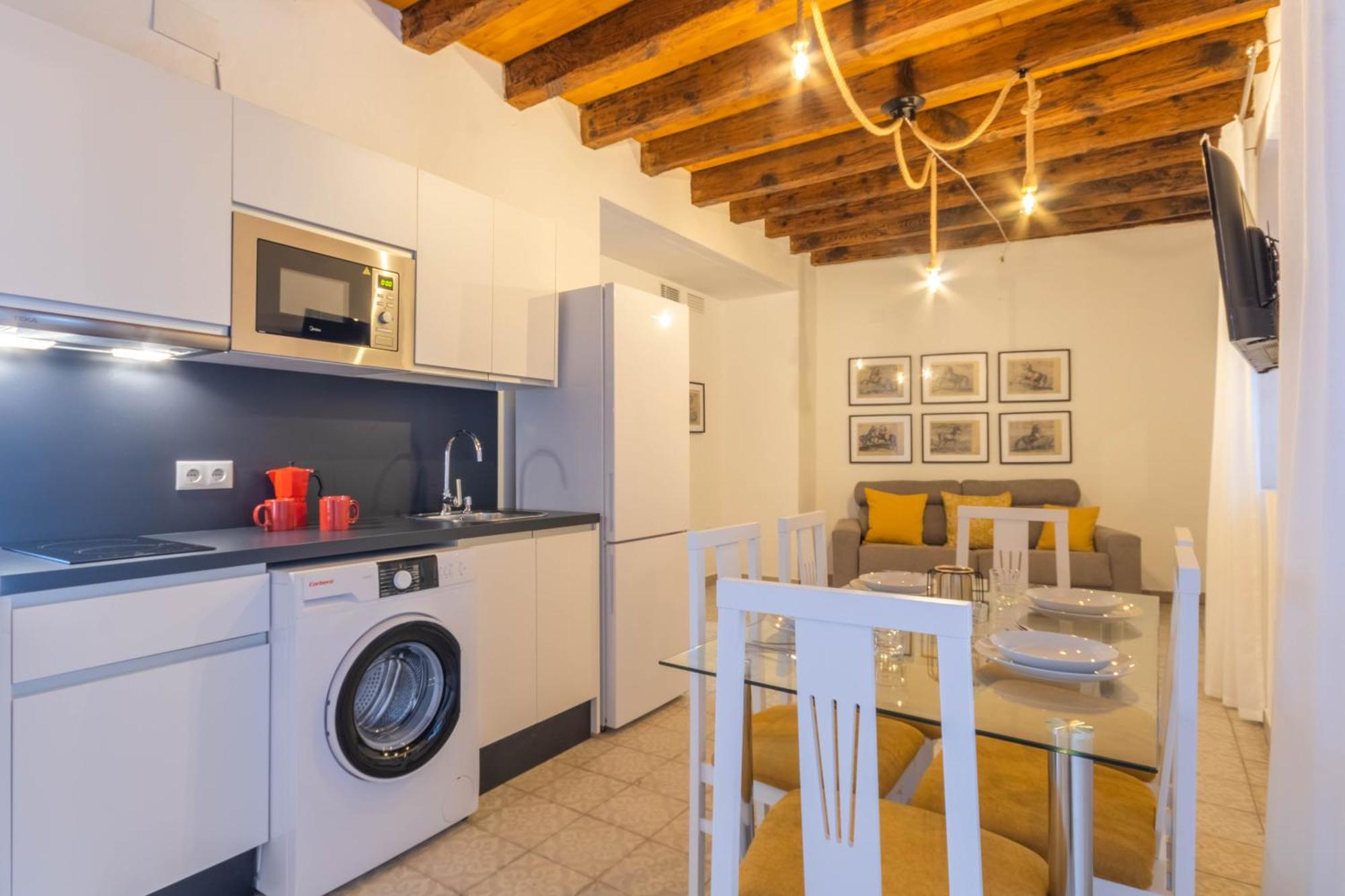 Apartamentos Miguel De Cervantes Centro กอร์โดบา ภายนอก รูปภาพ